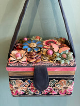 Load image into Gallery viewer, Butterfly &amp; Flower handbag
