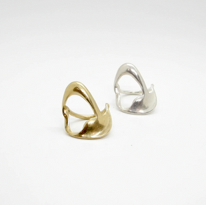 Ampersand ring brass