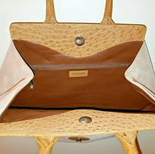 Load image into Gallery viewer, Roberta Di Camerino Bag
