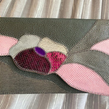 Load image into Gallery viewer, Snakeskin Flower clutch
